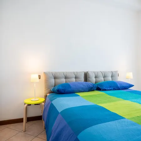Apartment Mentana 133 *